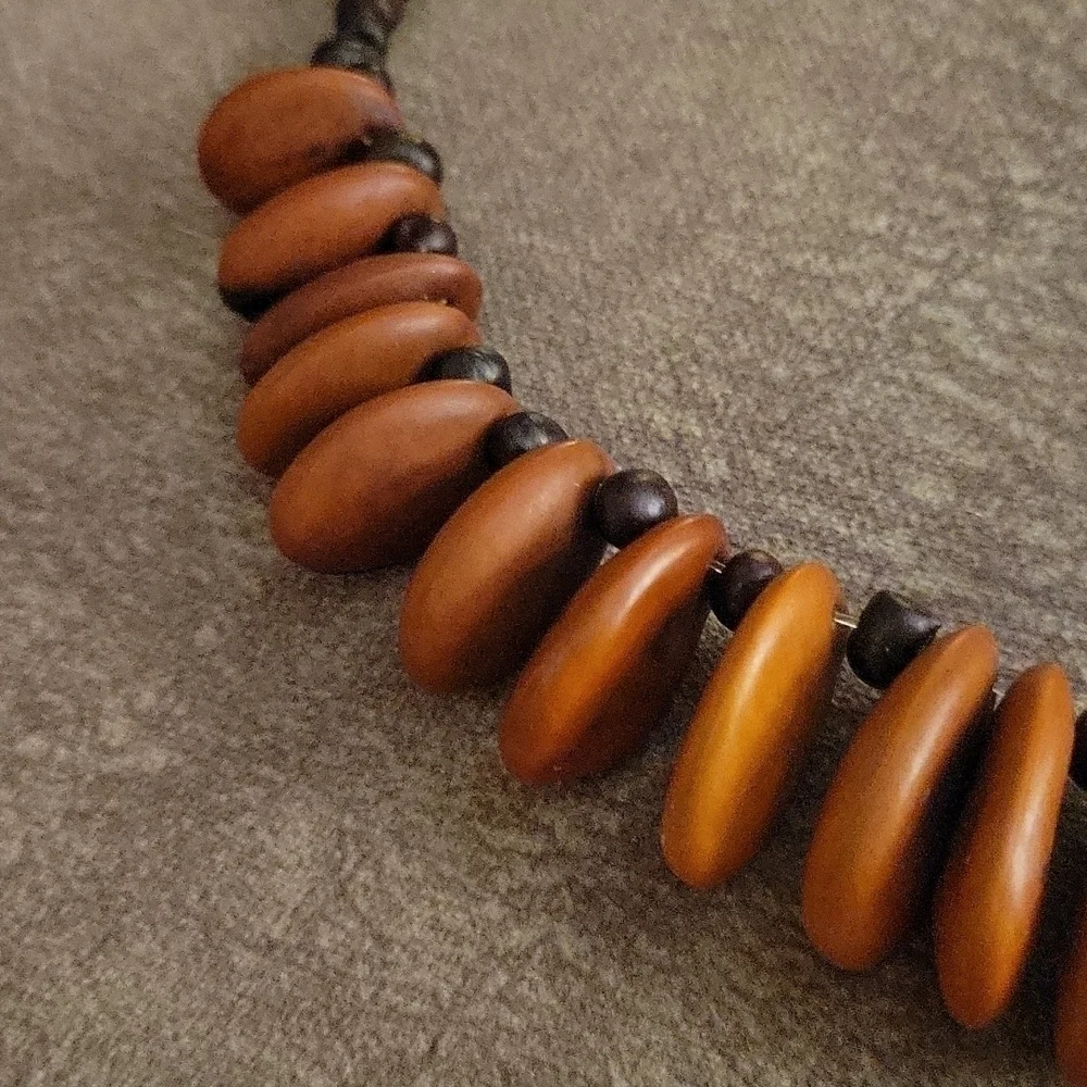 VTG 1970s Unisex Lucky Sea Bean Beaded Barbarian Surfer Festival Choker Necklace